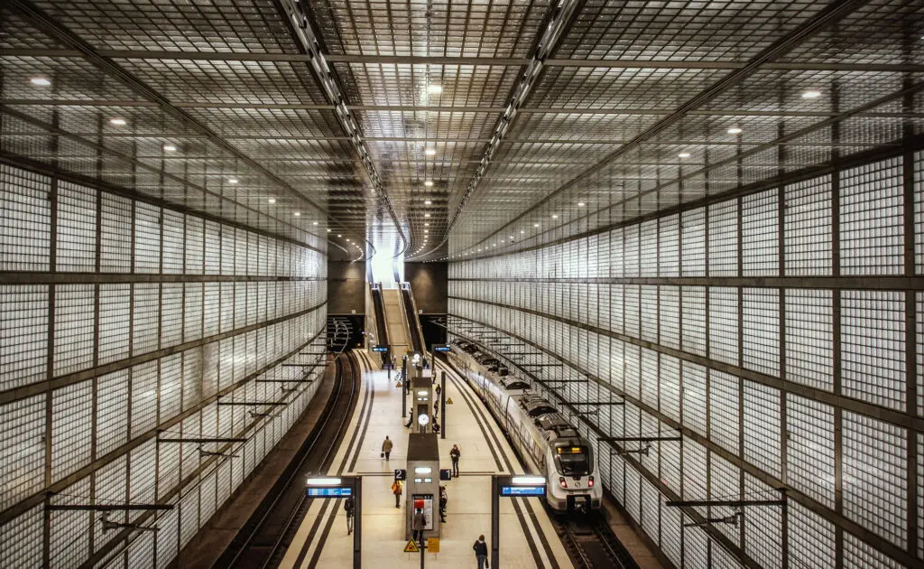 Futuristischer Blick in die U-Bahn Leipzig