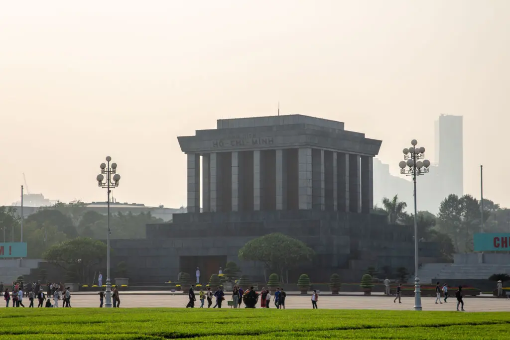 Ho-Chi-Minh-Mausoleum in Hanoi