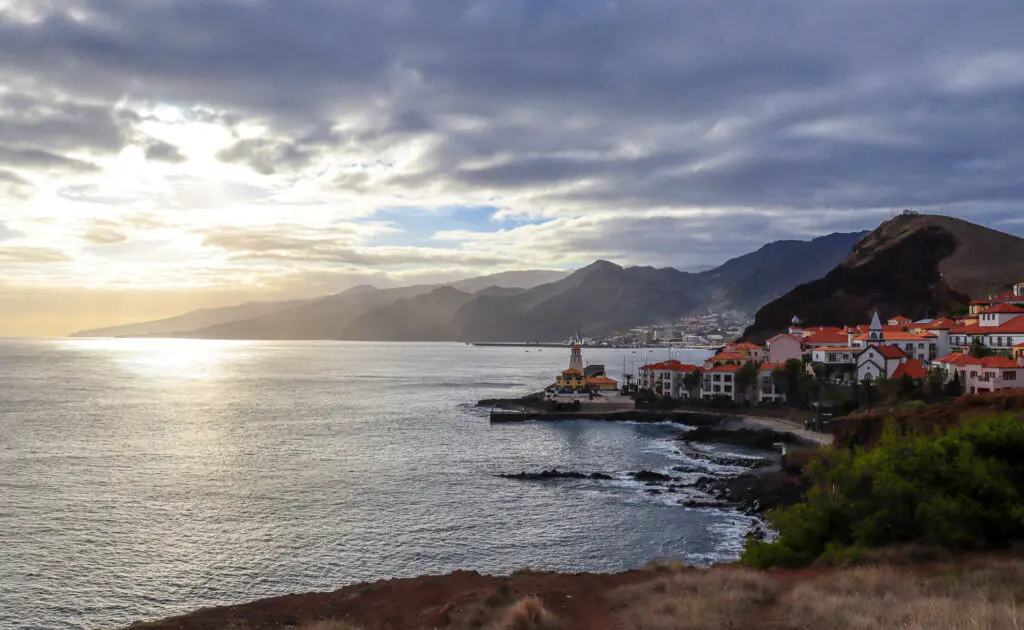 Sonnenuntergang über der Bucht