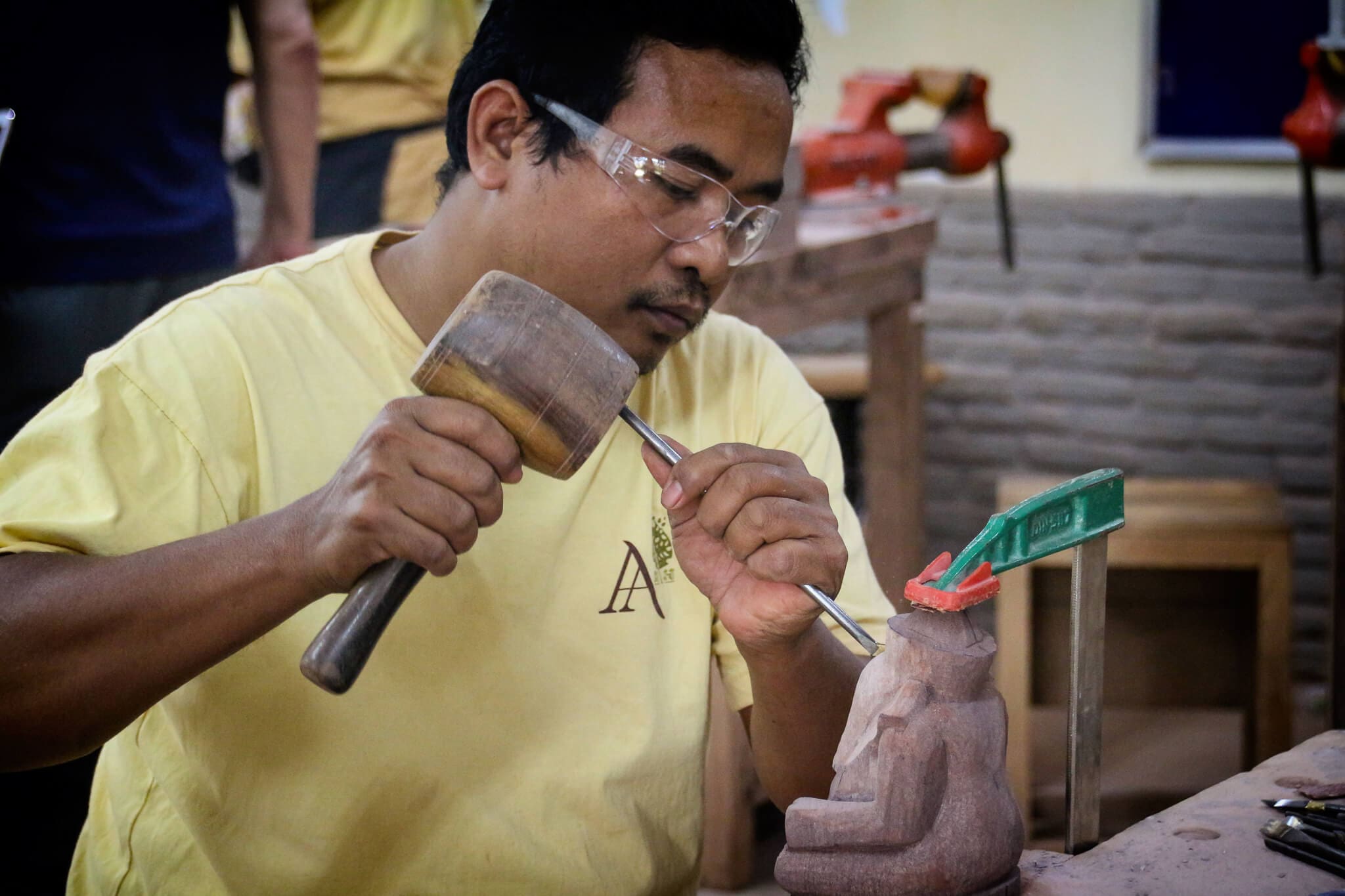 Artisans Angkor - traditional art