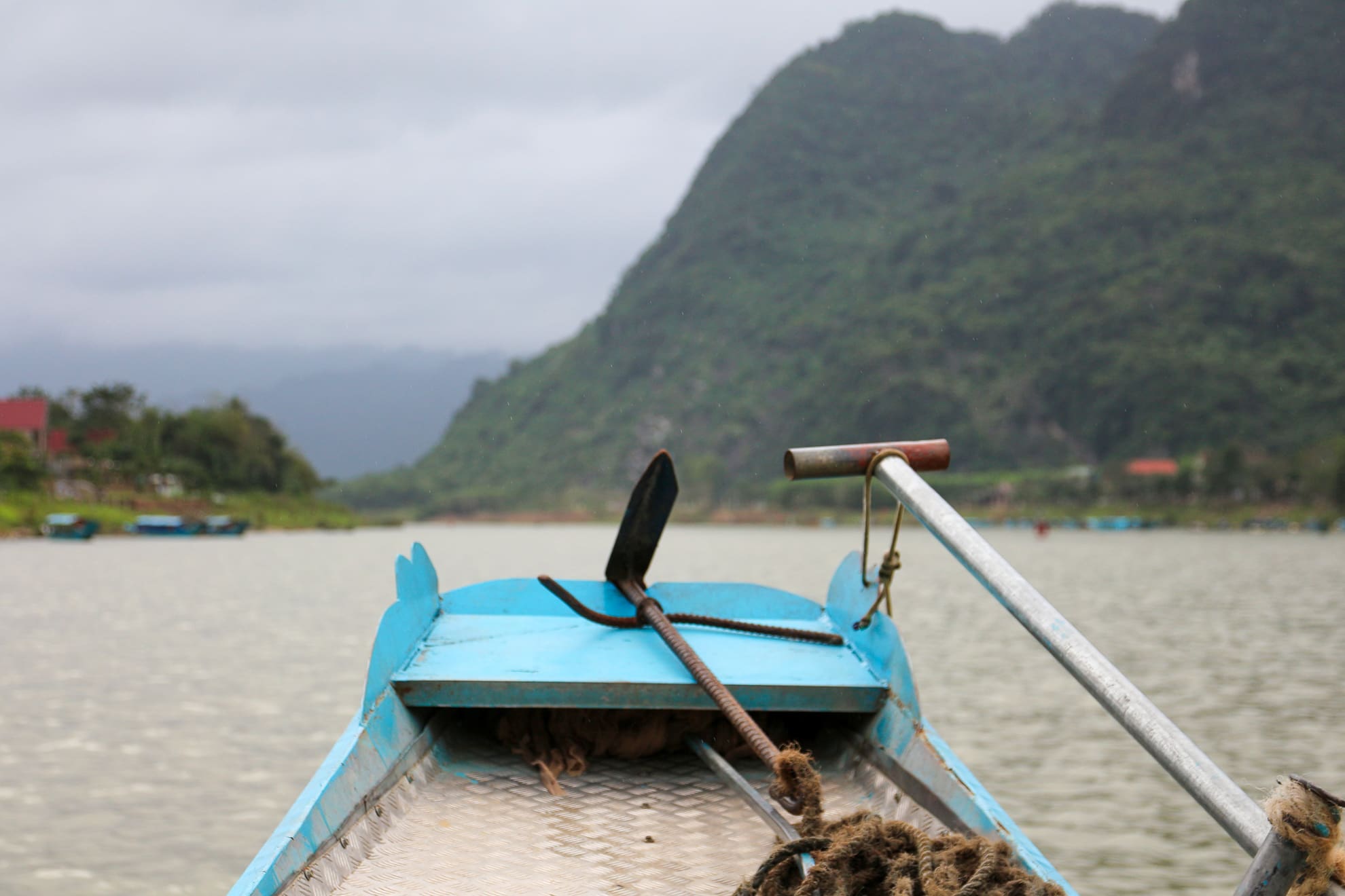 Boot auf dem Fluss in Phong Nha