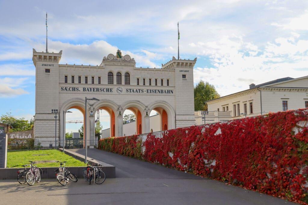 Historisches Tor am Bayerischen Bahnhof